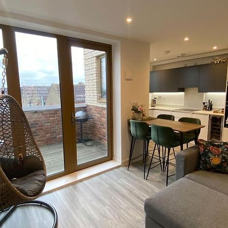 London Luxe: Stylish Studio Esterno foto