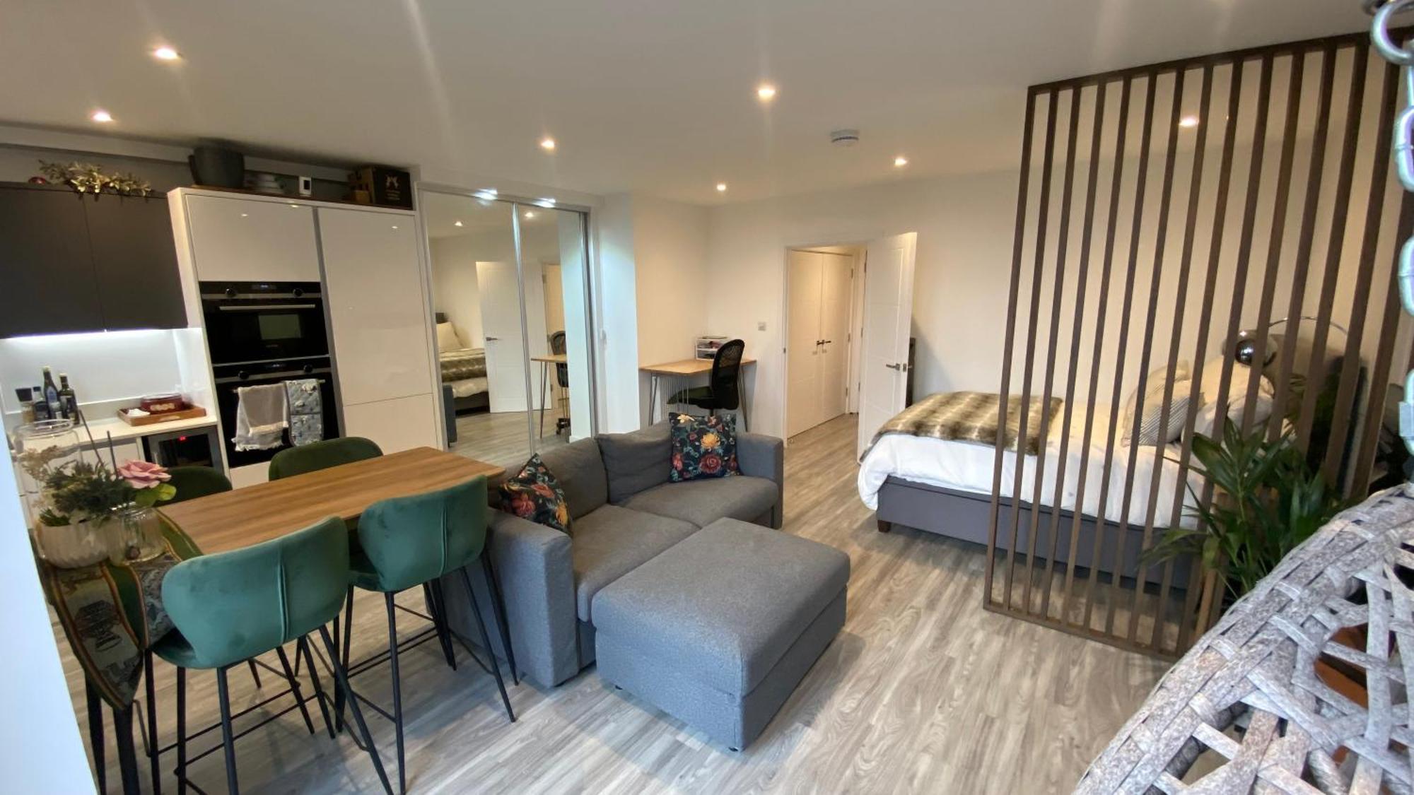 London Luxe: Stylish Studio Esterno foto